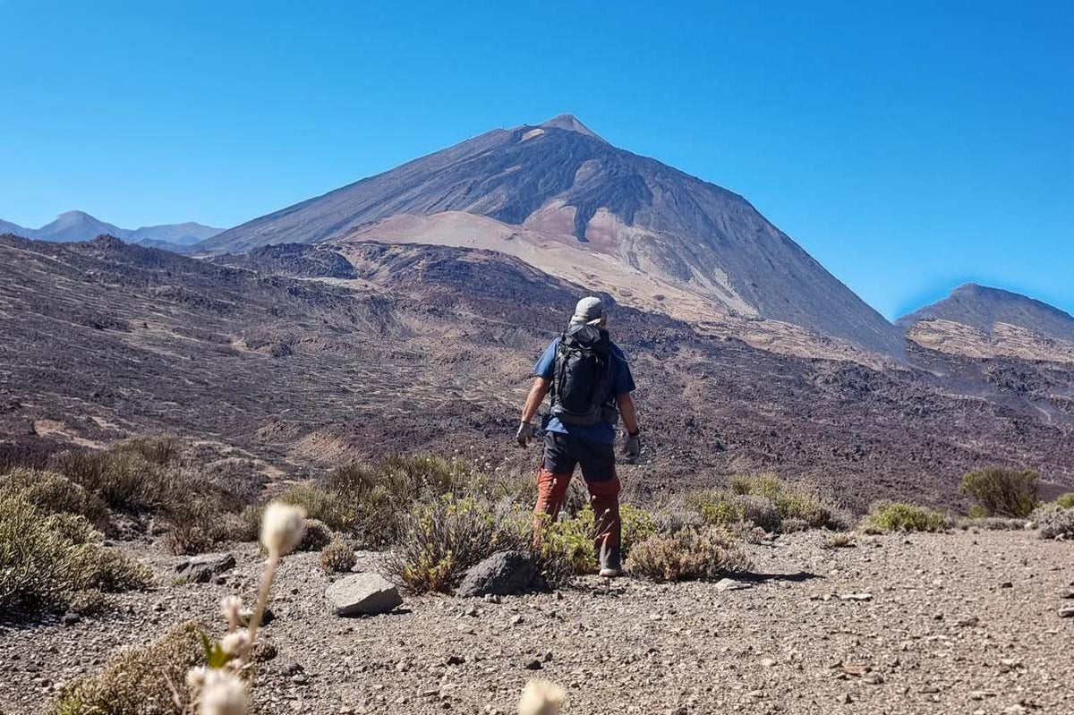 Qué llevar en tu mochila para explorar Canarias (guía fácil y real)